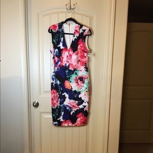 NWT Bisou Bisou Floral Print Sheath Midi Dress